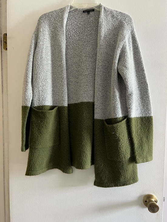 Staccato Sweaters - Staccato Gray and Olive Colorblock Open Cardigan